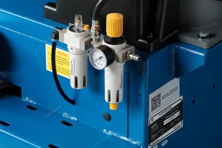 картинка Станок шиномонтажный (380 В) полуавтомат, двухскоростной, зажимы 13-26, синий, NORDBERG 