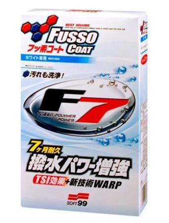 Полироль защитный на 7 месяцев для автомобилей светлого цвета Fusso Coat 7 Months Soft99, 300 гр.
