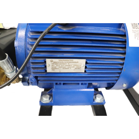 картинка Аппарат высокого давления стационарный на раме LUXOR RR 90.250 TST 